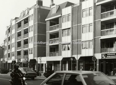 EHC-0001015 Nieuwbouwflats aan de Groenstraat.