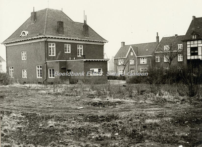EHC-0001044 De achterzijde met tuin van Huis ' Op de Wolff '.