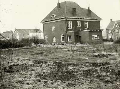 EHC-0001046 De achterzijde met tuin van Huis ' Op de Wolff '.