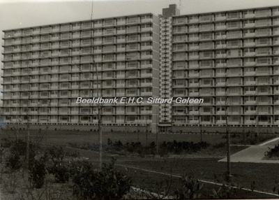 EHC-0001101 Hoogbouwflats in Geleen-Zuid.