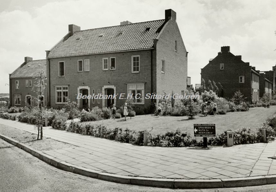 EHC-0001122 Woningen aan de Spaanse Singel in Neerbeek-Beek.