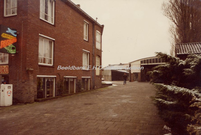 EHC-0001183 Garage R. Coumans, reisbureau Fa. de Boer, gelegen aan de Mauritslaan resp. 91-95 en 99.