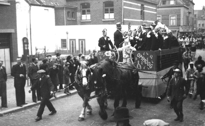 397_37_546 Carnaval - Vastelaovend - Optochten