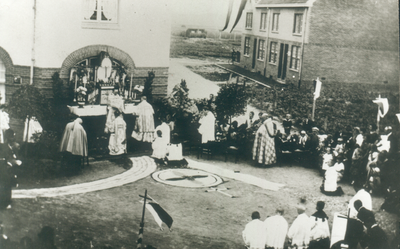 407_0322 Rustaltaar op de hoek Heistraat en de Sint Petrusstraat