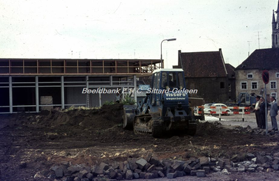 EHC-019-40 Nieuwbouw van Albert Heijn op het Winkelcentrum Tempelplein - voorheen de Verkesmert - op 19-08-1970.