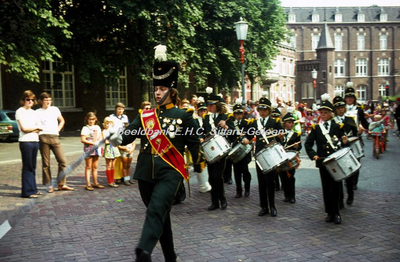 EHC-035-47 Receptie van het Oranjecomité Sittard b.g.v. het 25-jarig Regeringsjubileum van Koningin Juliana op ...