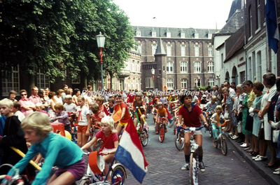 EHC-035-50 Receptie van het Oranjecomité Sittard b.g.v. het 25-jarig Regeringsjubileum van Koningin Juliana op ...