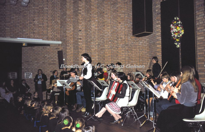 EHC-060-27 Opening van het CITY-project met Bibliotheek en Muziekschool aan de Broeksittarderweg te Sittard in 1978.