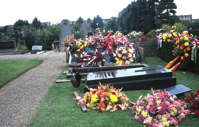 EHC-066-12 Begrafenis van Oud-Burgemeester Hub Dassen van de Gemeente Sittard op 21-08-1978.