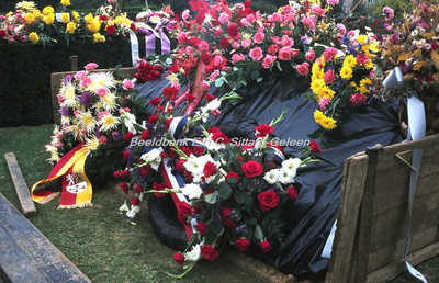 EHC-066-14 Begrafenis van Oud-Burgemeester Hub Dassen van de Gemeente Sittard op 21-08-1978.