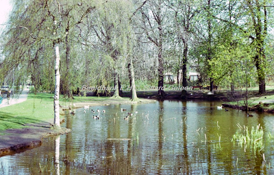 EHC-078-03 Slingervijver tegenover roeivijver in het Stadspark van Sittard