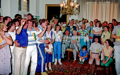 EHC-100-45 Ontvangst Fortuna in het Kritzraedthuis i.v.m. promotie naar de Ere-divisie op 16-05-1982
