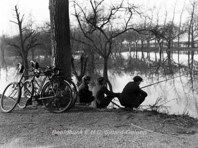 ehc_gp_051 Waar water is wordt gevist