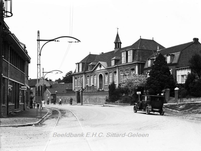 ehc_gp_145 Hoofdstraat met raadhuis