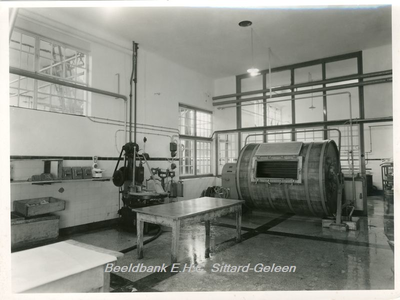 14-p29 Zilveren Jubileum Coöperatieve Melkinrichting St. Rosa SittardFabrieksgebouw aan de Agricolastraat met interieur ...