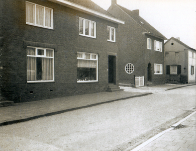 713_065_286 Straten Sittard