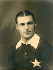 745_061 Pfennings als speler bij MVV