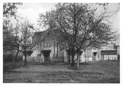 194152 Gymnastiekzaal van het internaat van de broeders van De La Salle te Baarle Nassau