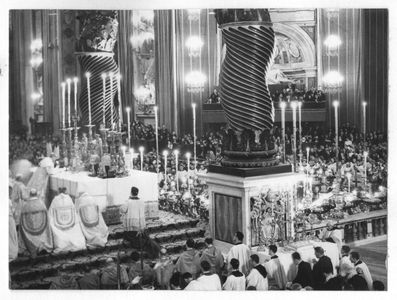 194295 Heiligverklaring van Nicolas de Flue (zwitserse kluizenaar) te de St. Pieter te Rome (Italië)