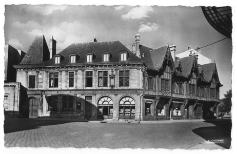 194346 Huize La Salle te Reims (Frankrijk)