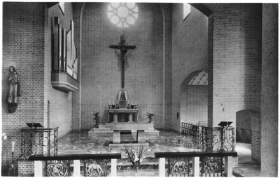 182035 Kloosterkapel en priesterkoor van Huize Sint Joseph te Roermond