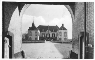 182036 Huize Meerssenhoven te Itteren