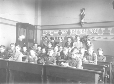 182091 Lagere schoolklas te Bleijerheide
