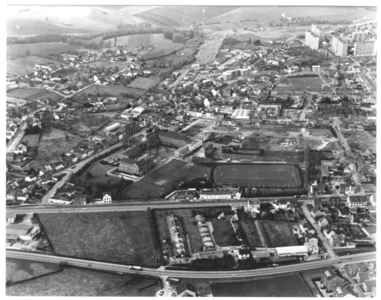 182132 Luchtfoto van het kloostercomplex te Bleijerheide