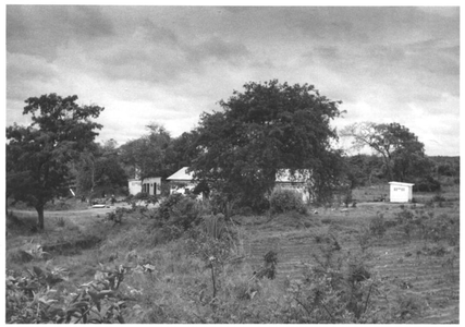 162110 Situatie voorafgaand aan de bouw van het hospitaal te Serengema (Tanzania)
