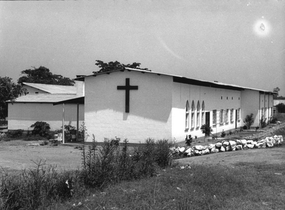162138 Kapel bij het hospitaal te Serengema (Tanzania)