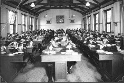 130687 Dominicuscollege in Neerbosch bij Nijmegen: de studiezaal