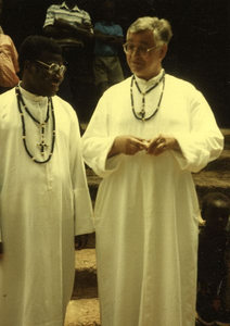 140403 Pater Riny van Oord samen met de eerste Ghanese Witte Pater Alphonso Bouyil