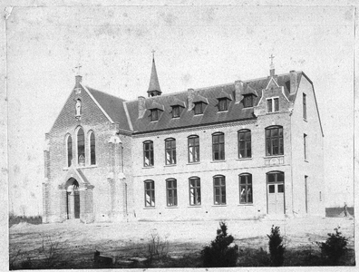 140687 Het klooster van Sint Charles te Esch