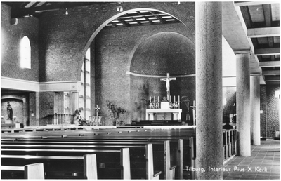208299 De Pius X kerk te Tilburg