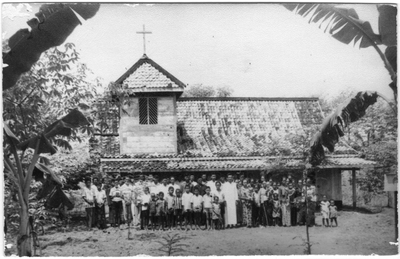208535 De kerk te Tambakredjo op Java (Indonesië)