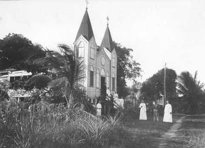 186042 Kerk te Groningen hoofstad van het district Saramacca (Suriname)