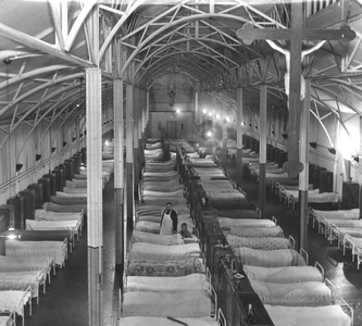 186336 De kleine slaapzaal van het seminarie Nebo te Nijmegen