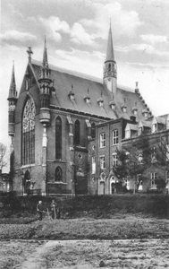 186354 Vooraanzijde kloosterkapel in 't Zand te Roermond
