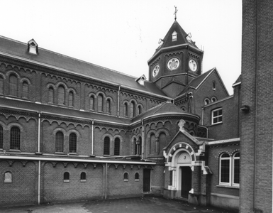 186421 Gedeelte van het klooster te Roosendaal