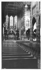 186423 Interieur van de kerk van de Allerheiligste Verlosser te Rotterdam