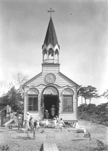 186470 Een distictskerk (Suriname)