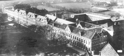 186479 Moederhuis van de zusters van Tilburg die de melaatsen verpleegden bij de Sint Gerardus Majellastichting te ...