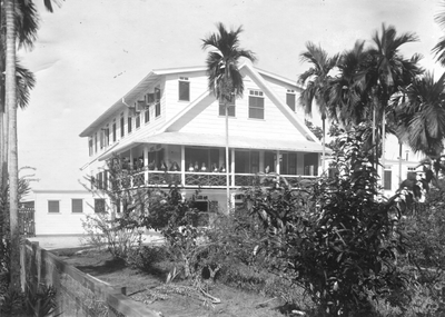 186544 Klooster Rajpur van de zusters van Liefde Tilburg te Paramaribo (Suriname)