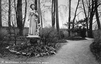 186796 Sint Gerardusbeeld in de kloostertuin te Wittem