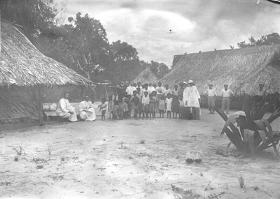 186860 Bigi Poika, Indiaans dorp aan de Boven Saramaccan (Suriname)
