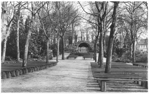 187152 Kruiswegpark Onze Lieve Vrouwe in 't Zand te Roermond