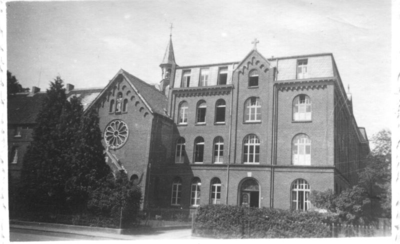187163 Vooraanzicht klooster te Glanerbrug