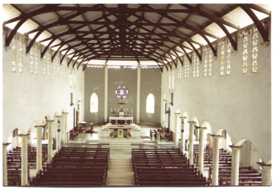 212213 Interieur kerk te Takoradi (Ghana)