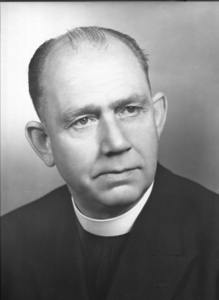 212326 Pater Hein Mondé, algemeen overste van 1958 tot 1973