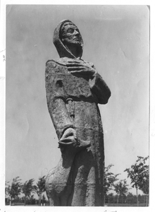 102138 Beeld van Franciscus van Assisi gemaakt door zuster Marie José van de Stad Gods te Hilversum